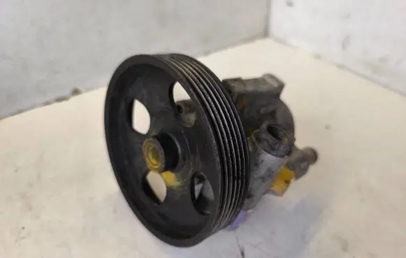 Renault Trafic II (X83) Power steering pump 8200024738 26081335R