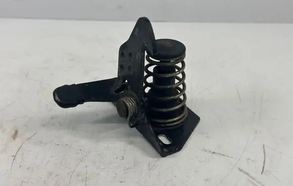 BMW 5 E60 E61 Engine bonnet (hood) release handle 7034256 51237034256