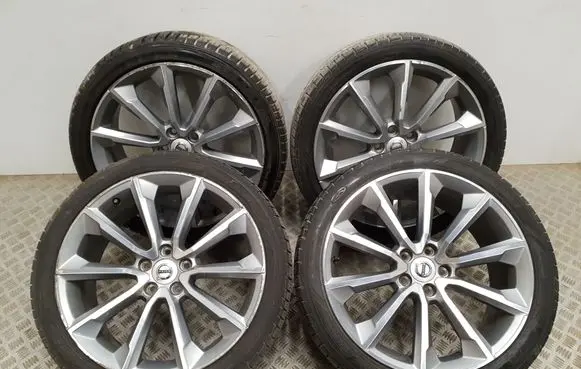 Volvo S60 R19 alloy rim 32207154