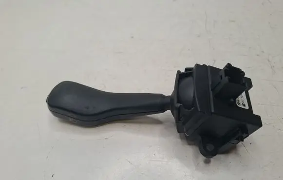 BMW 3 E46 Indicator stalk 8363668 01104010