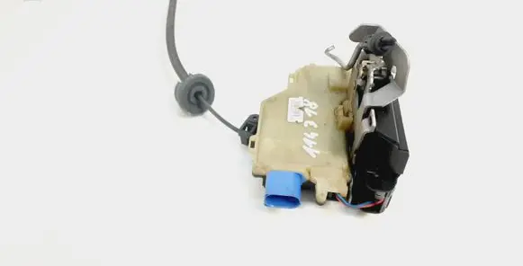 Audi A8 S8 D3 4E Rear door lock 4E0839015B