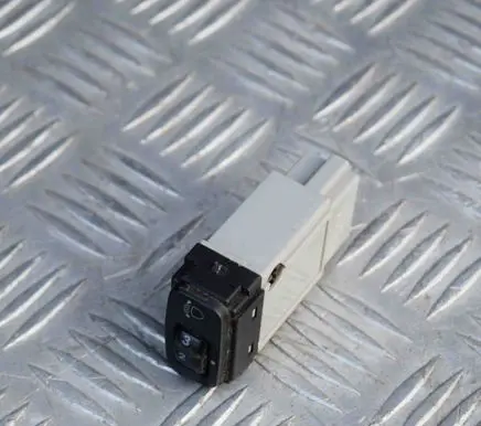 Mitsubishi L200 Other devices 6C20