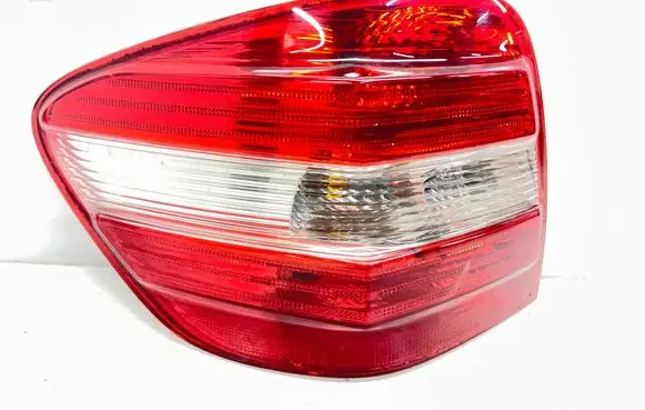 Mercedes-Benz ML W164 Rear/tail lights 22516900