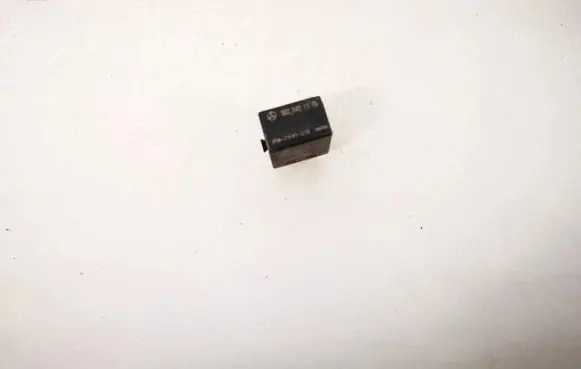 Mercedes-Benz ML W164 Other relay 0025421219 vfm-15f41-z26