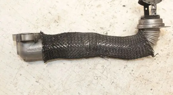 Ford C-MAX II EGR valve line/pipe/hose 9674950180