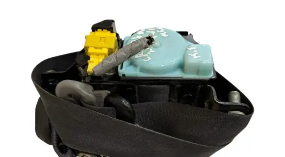 Honda CR-V Front seatbelt 16759293 107007