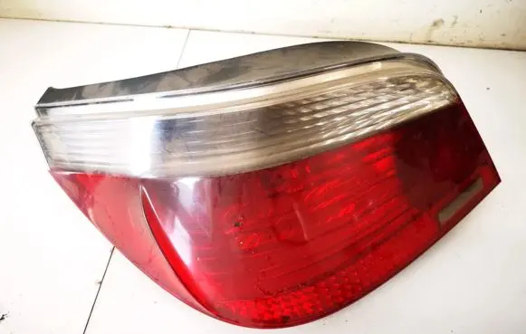 BMW 5 E60 E61 Rear/tail lights 6910767