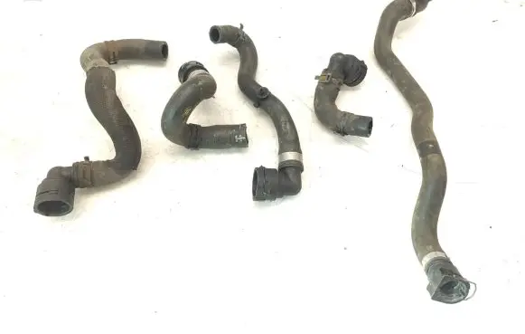 Jaguar XE Engine coolant pipe/hose GX738C424AB G4D35H370AA
