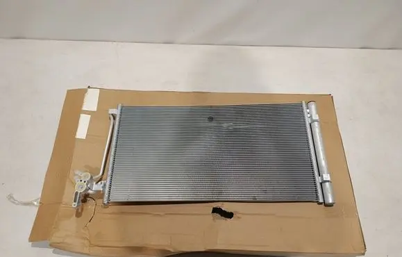 Land Rover Discovery Sport Coolant radiator L8D219710AA