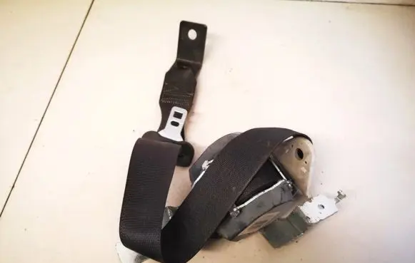 Dodge Journey Rear seatbelt 608163101a