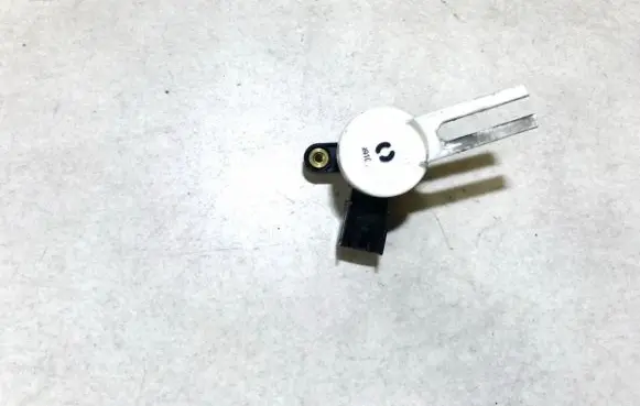 Brake pedal sensor switch