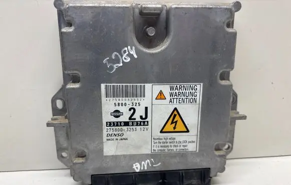 Nissan Almera Tino Engine control unit/module 5800325 23710 2758003253