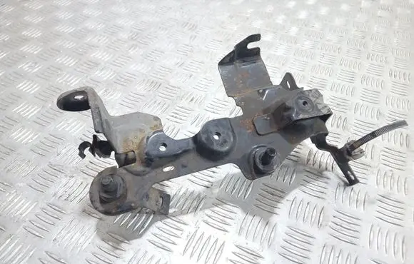 Mitsubishi Outlander Air filter cleaner box bracket assembly 
