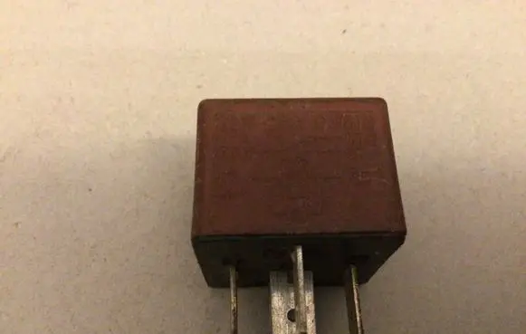 Renault Laguna I Other relay 03612