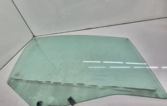 Peugeot 308 Front door window glass four-door AS2
