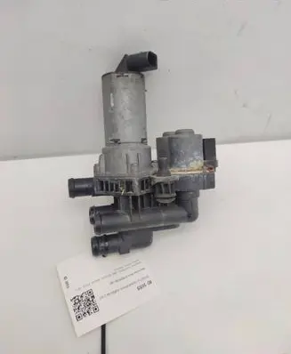 Mercedes-Benz S W220 Coolant heater control valve 2208300084