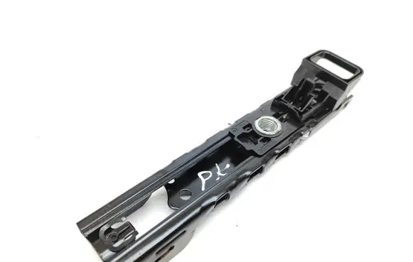 Volkswagen Tiguan Allspace Seat belt height adjuster 4M0857819 624765900L