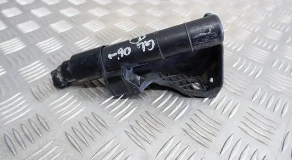 Mercedes-Benz GL X164 Headlight washer spray nozzle