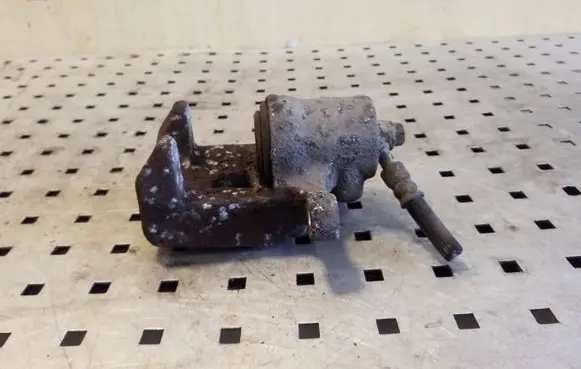 KIA Sportage Rear brake caliper