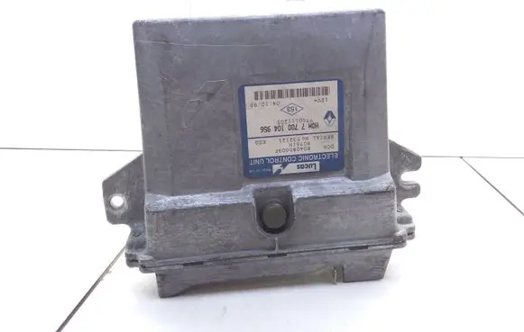 Renault Kangoo I Engine control unit/module 7700104956 7700111205