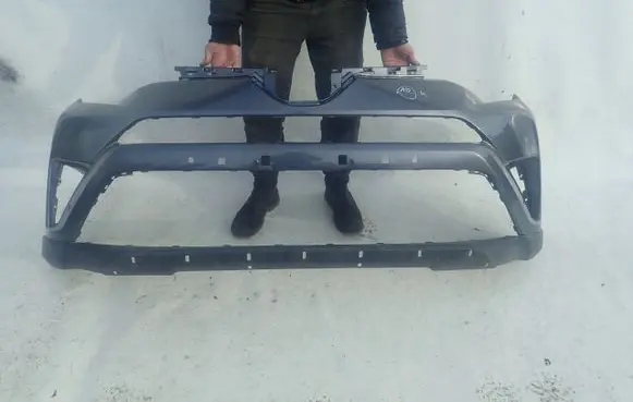 Toyota RAV 4 (XA40) Front bumper