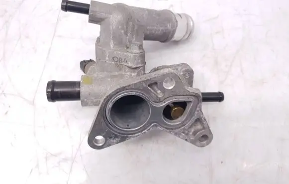 KIA Ceed Thermostat/thermostat housing