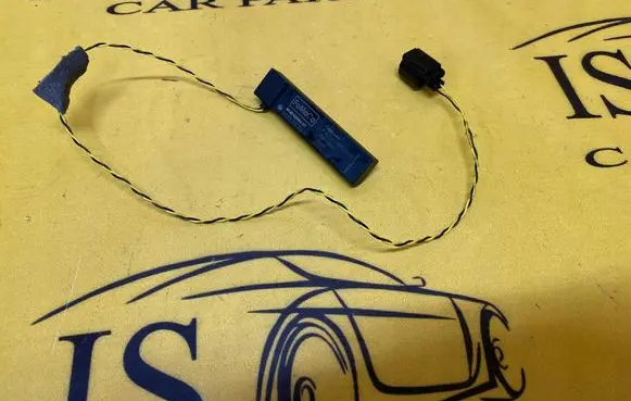 Ford Kuga II Aerial antenna amplifier 8A6T15K603LC