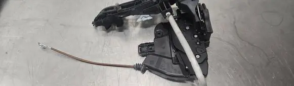 Mercedes-Benz C W206 Front door lock A0997203402 A0997202002 A2067600000