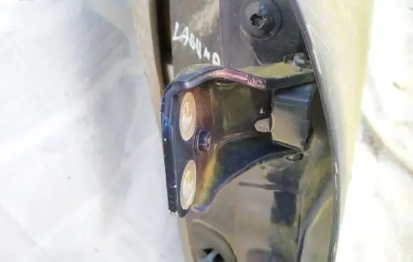 Renault Laguna I Rear door lower hinge