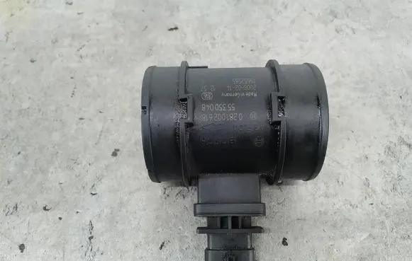 Opel Corsa D Mass air flow meter 55350048