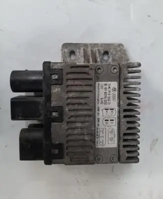 Volkswagen Transporter - Caravelle T5 Coolant fan relay 7H0919506D