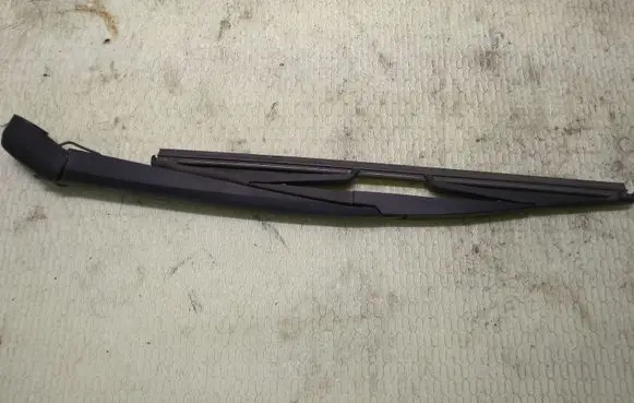 Mazda 6 Rear wiper blade arm 060120