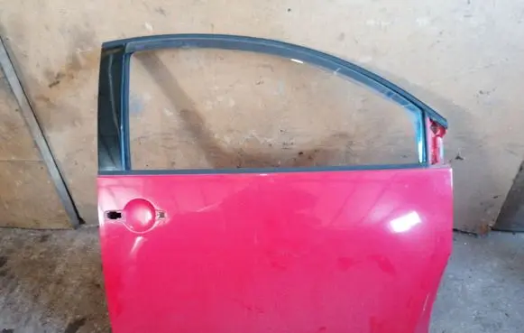 Volkswagen New Beetle Door (2 Door Coupe) 