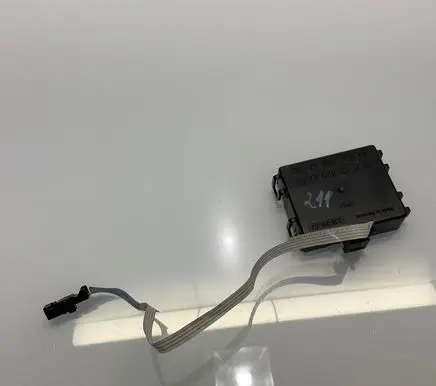 Mercedes-Benz E W211 Rain sensor A2118202285 73628102 5DC00842402