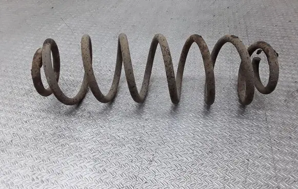 Skoda Octavia Mk1 (1U) Rear coil spring