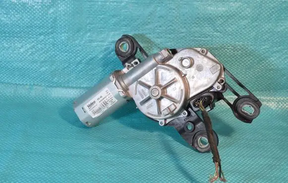 Volkswagen Golf VII Rear window wiper motor 5G0955711A W000038532 140000385325