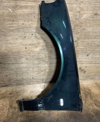 Audi A8 S8 D2 4D Fender 4D082111A