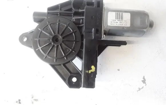 Volvo S60 Front door window regulator motor WR12717 966269102