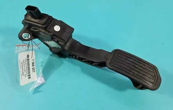 Toyota Auris E180 Accelerator throttle pedal 7811002120 IMPRK1568627