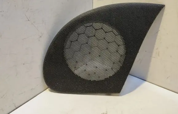Side speaker trim/cover