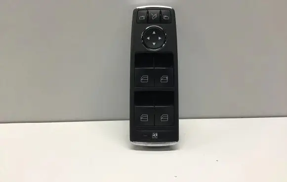 Mercedes-Benz C W204 Electric window control switch A2048703558