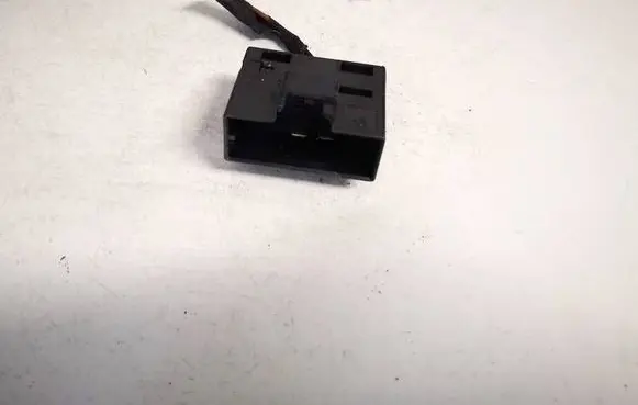 Volkswagen PASSAT B6 Sensor 7l0972762