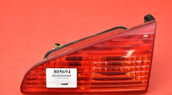 Peugeot 607 Rear/tail lights 2543D
