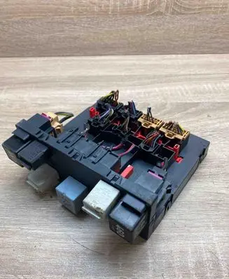 Volkswagen PASSAT B6 Comfort/convenience module 3C0937049J