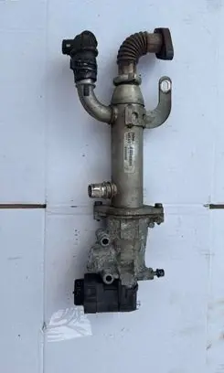 Ford Mondeo MK IV EGR valve cooler 8653691 993062H