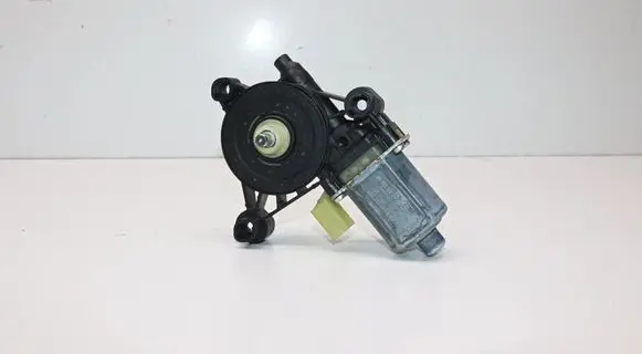 Mercedes-Benz G W463 2nd Gen Front door window regulator motor 0130822061