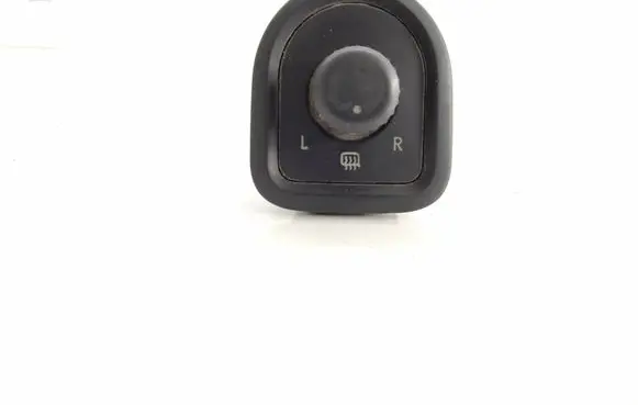 Volkswagen Transporter - Caravelle T5 Wing mirror switch 7E1959565A