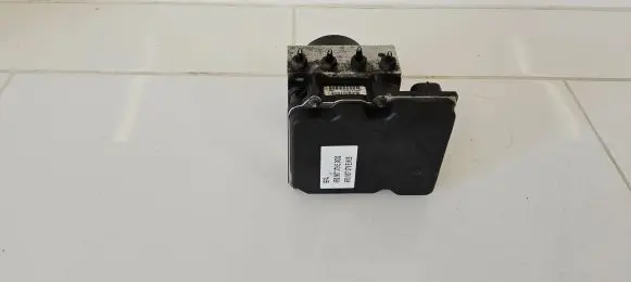 Seat Ibiza IV (6J,6P) ABS Pump 6R0907379E