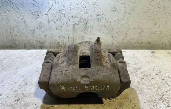 Suzuki Grand Vitara II Front brake caliper