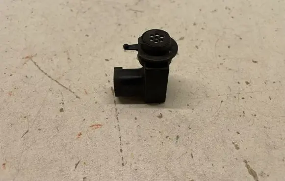 BMW 3 E90 E91 Air quality sensor 6926460 13242411